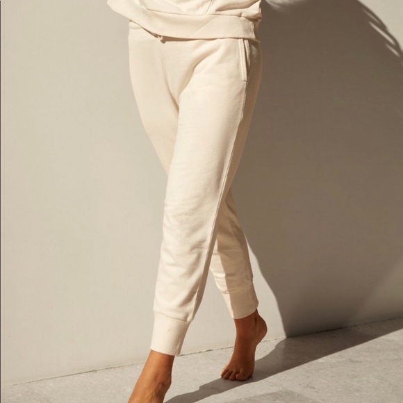 fabletics daria jogger